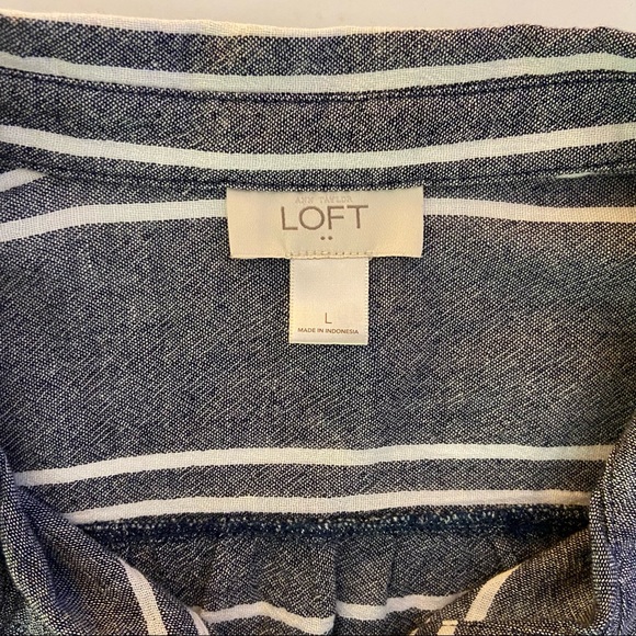 LOFT button down navy stripe blouse size Large - Picture 4 of 5